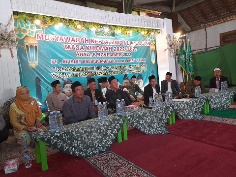 
 Rais Syuriah dan Ketua Tanfidziyah PCNU Jepara hadir saat Musker dan Ngaji Perkumpulan MWCNU Welahan, Ahad (6/11/2022)