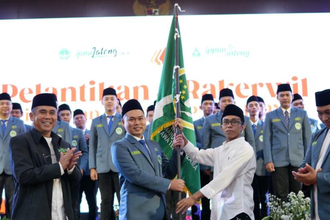 
 PW IPNU Dan IPPNU Jawa Tengah Resmi Dilantik, Sinergitas dan Bersatu jadi Kunci Jalannya Organisasi