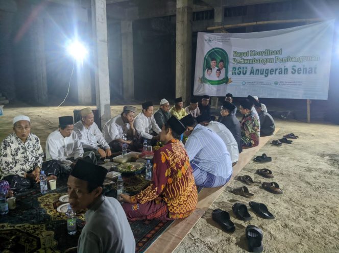 
 Doa bersama dan pembacaan manaqib sebelum pengecoran RSU Anugerah. 