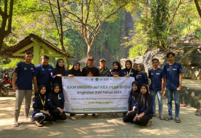 
 KKN Unisnu Gelar Bakti Sosial di Sekitar Air Terjun Songgo Langit