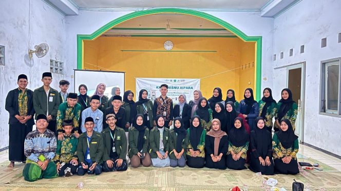 
 Wujudkan Desa Cerdas, KKN Unisnu Adakan Pelatihan MC dan Public Speaking di Desa Teluk Wetan