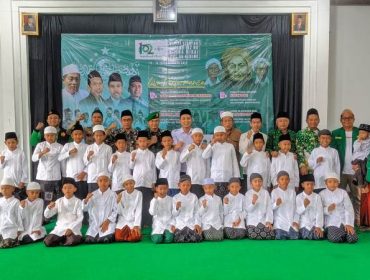 MWC NU Kedung Jepara menggelar serangkaian kegiatan untuk memperingati Harlah NU yang ke-102. Kedung 16 Januari 2025.