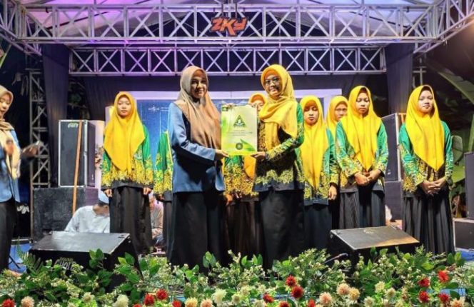 
 Ikatan Pelajar Putri Nahdlatul Ulama Demangan salah satu banom yang dilantik.