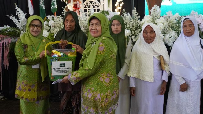 
 Muslimat NU Jepara