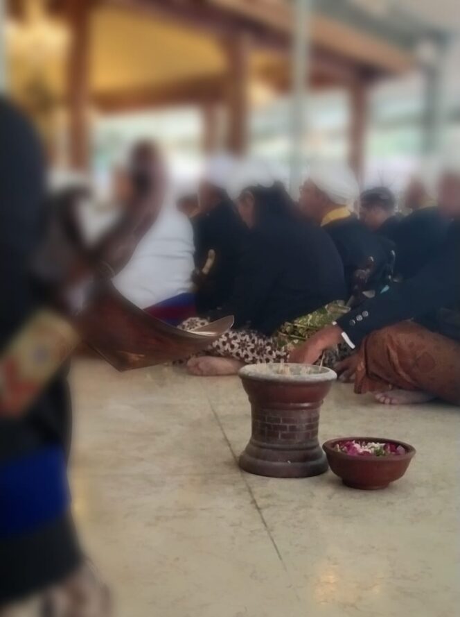 
 Mau Sampai Kapan Ikut Zaman Edan?